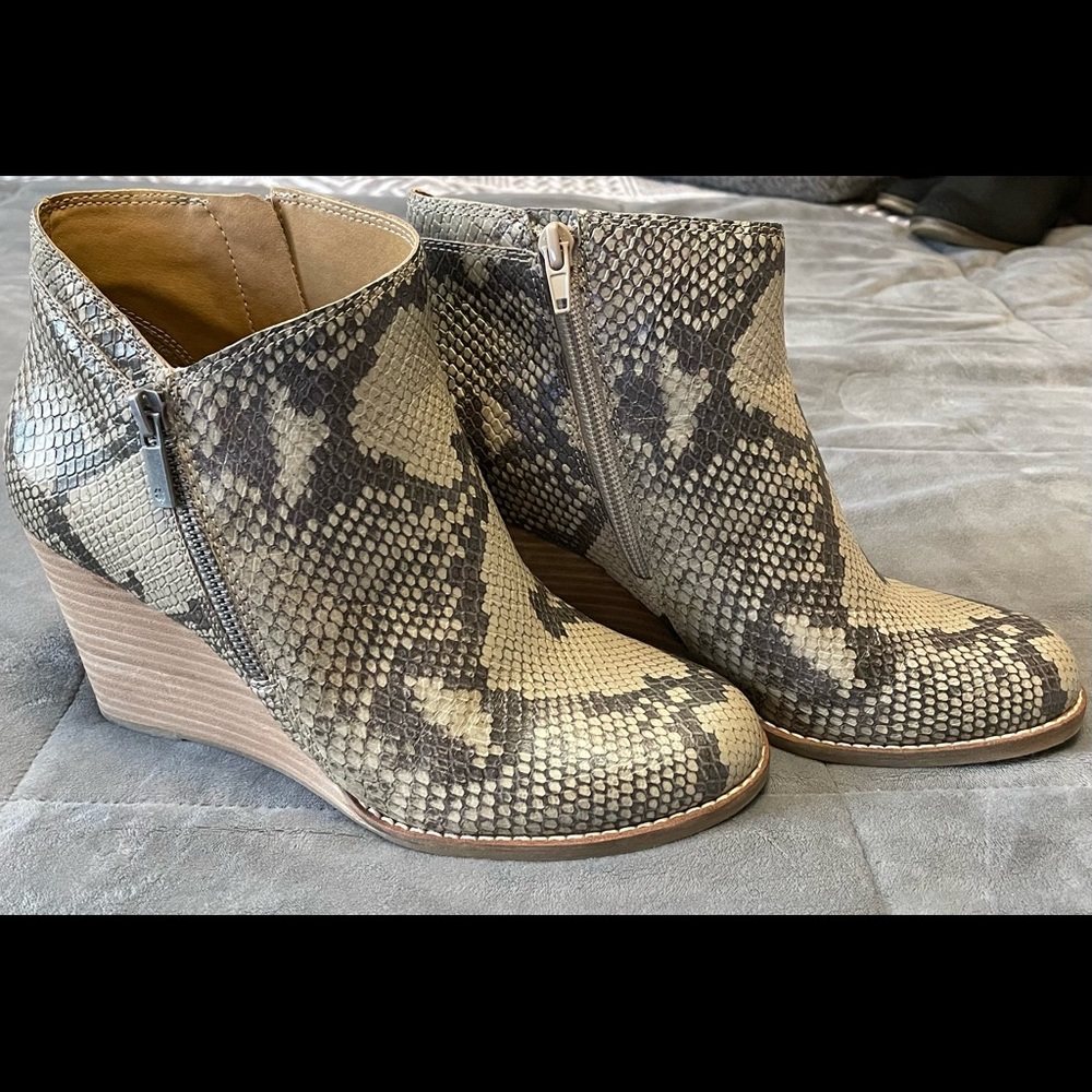 Lucky Brand wedge bootie